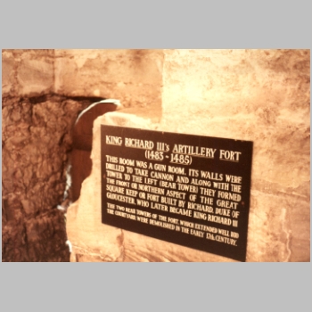 1984-08 - Britain Tour 37 - Warwick.jpg